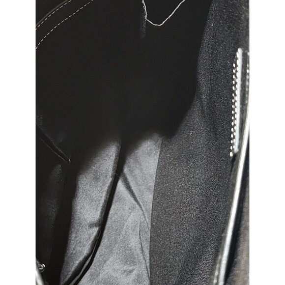 Levenger Black Leather Backpack Day One Shoulder Bag Sling Swing Pack Saddle Bag - Picture 9 of 16